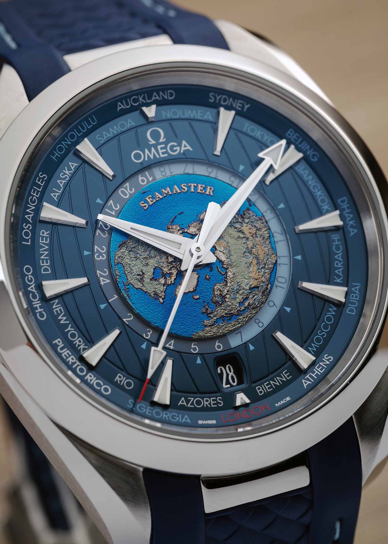 Omega Seamaster Aqua Terra 150M Worldtimer GMT Blue 220.12.43.22.03.001